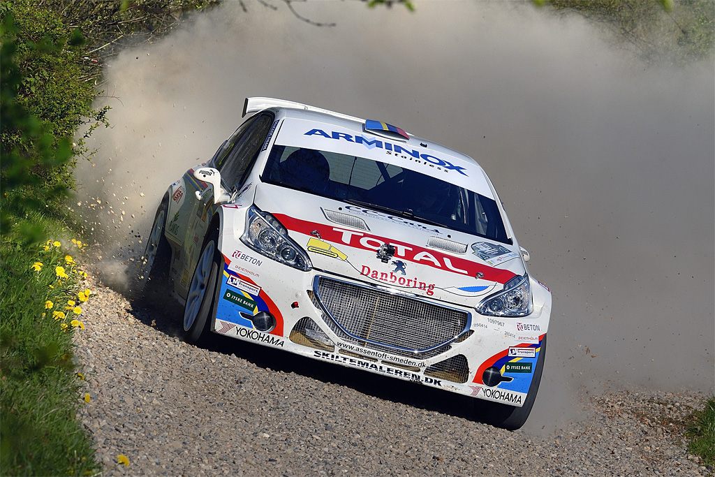 Christian Jensen og Freddy Pedersen er klar til anden start i deres nye Peugeot 208 T16
(Foto: Flemming Jensen)